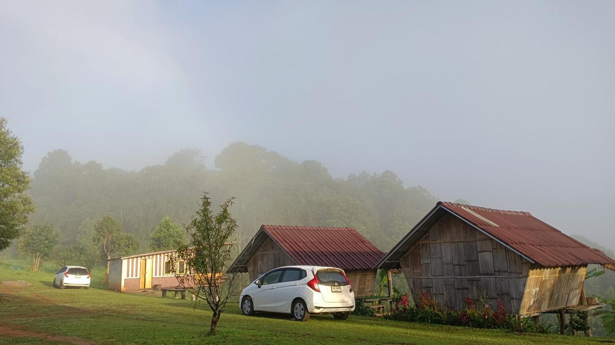 ไร่นิธิสุนทร Nithisoonthon Farmstay Mae Hong Son Buitenkant foto