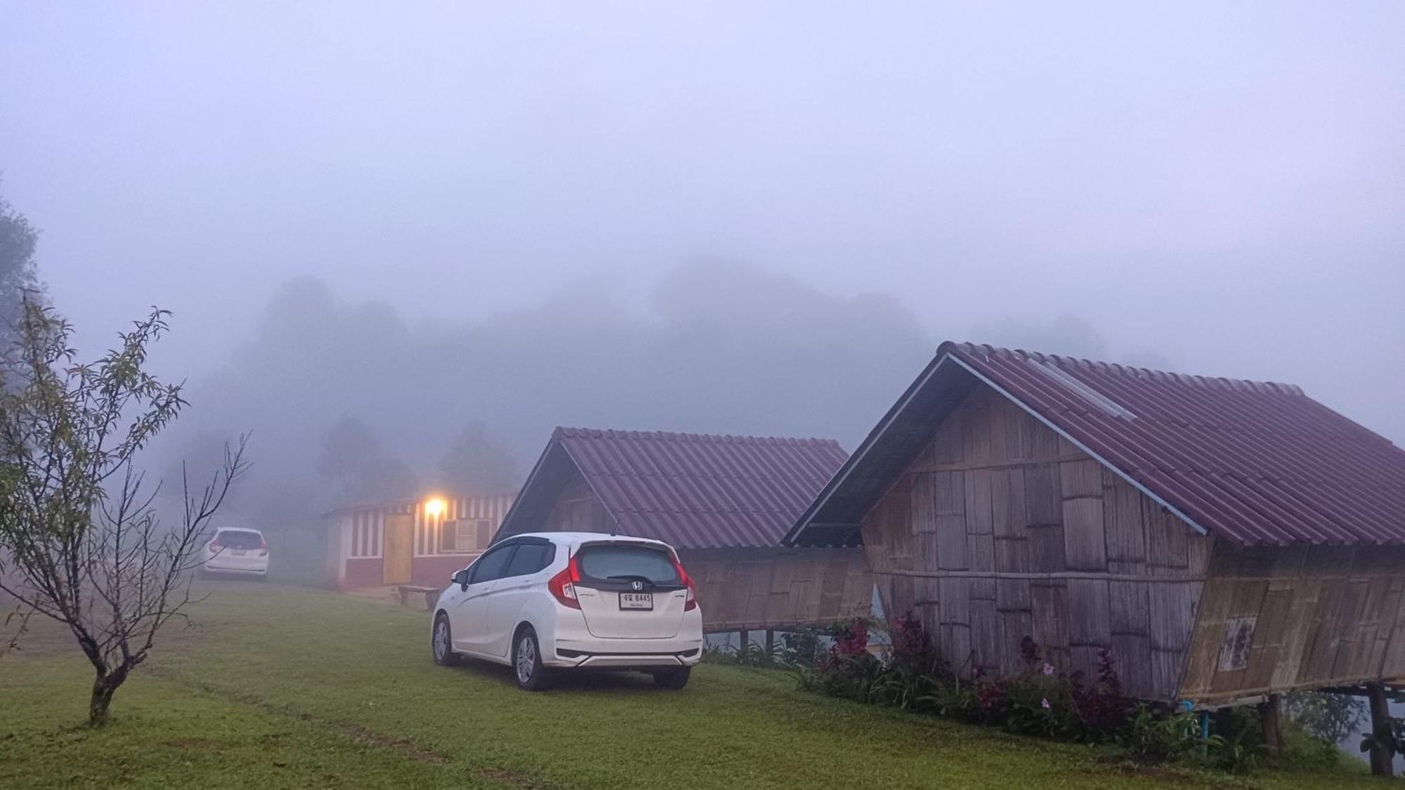 ไร่นิธิสุนทร Nithisoonthon Farmstay Mae Hong Son Buitenkant foto