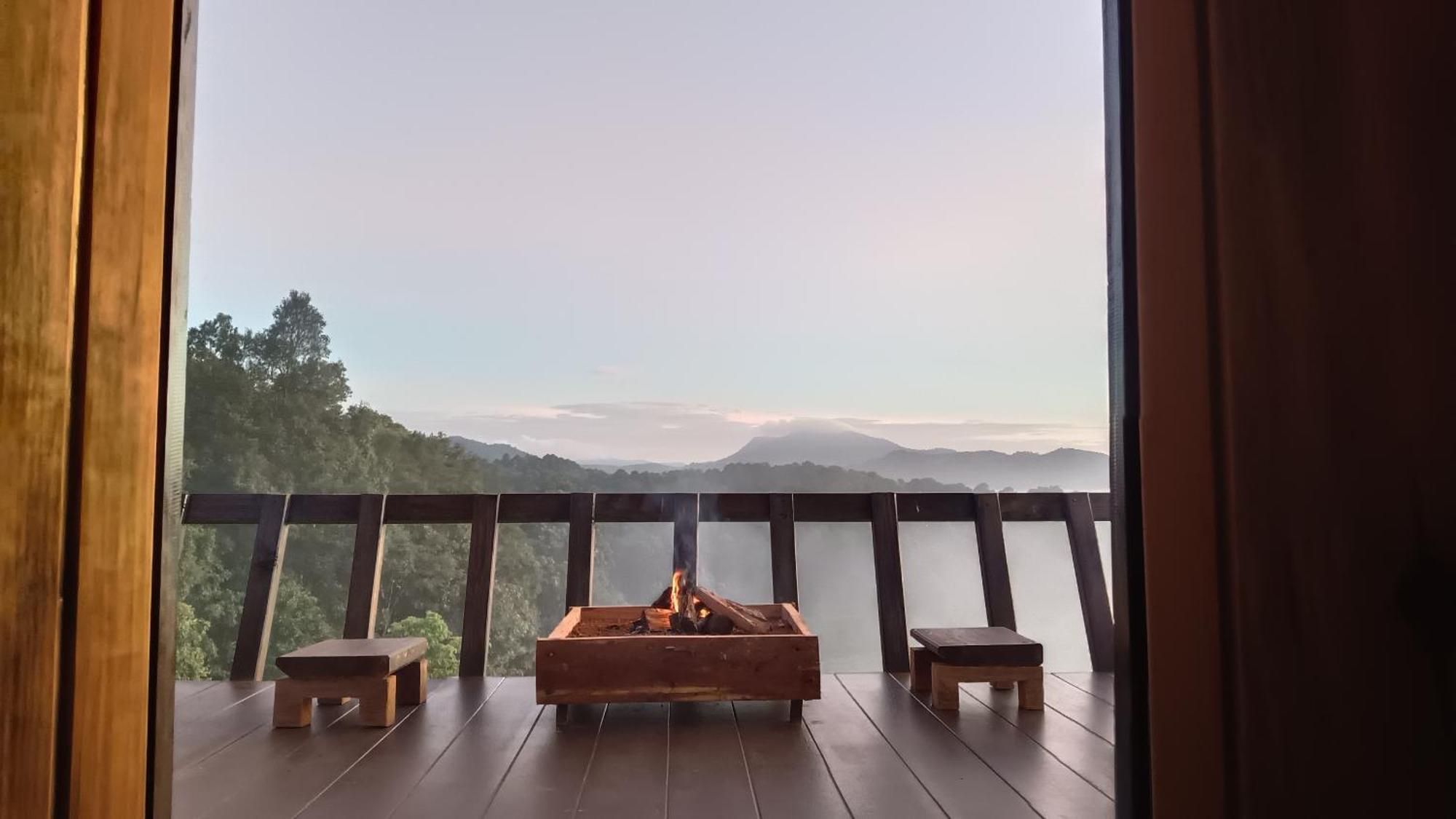 ไร่นิธิสุนทร Nithisoonthon Farmstay Mae Hong Son Buitenkant foto