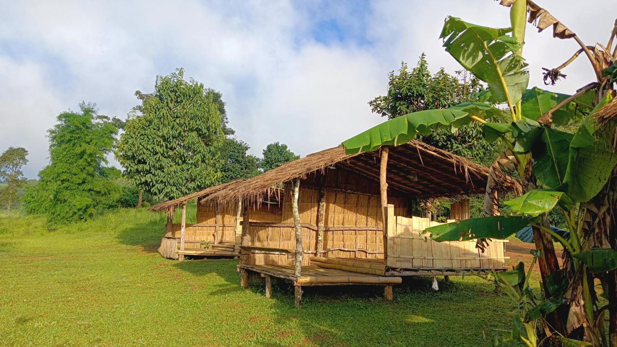 ไร่นิธิสุนทร Nithisoonthon Farmstay Mae Hong Son Buitenkant foto
