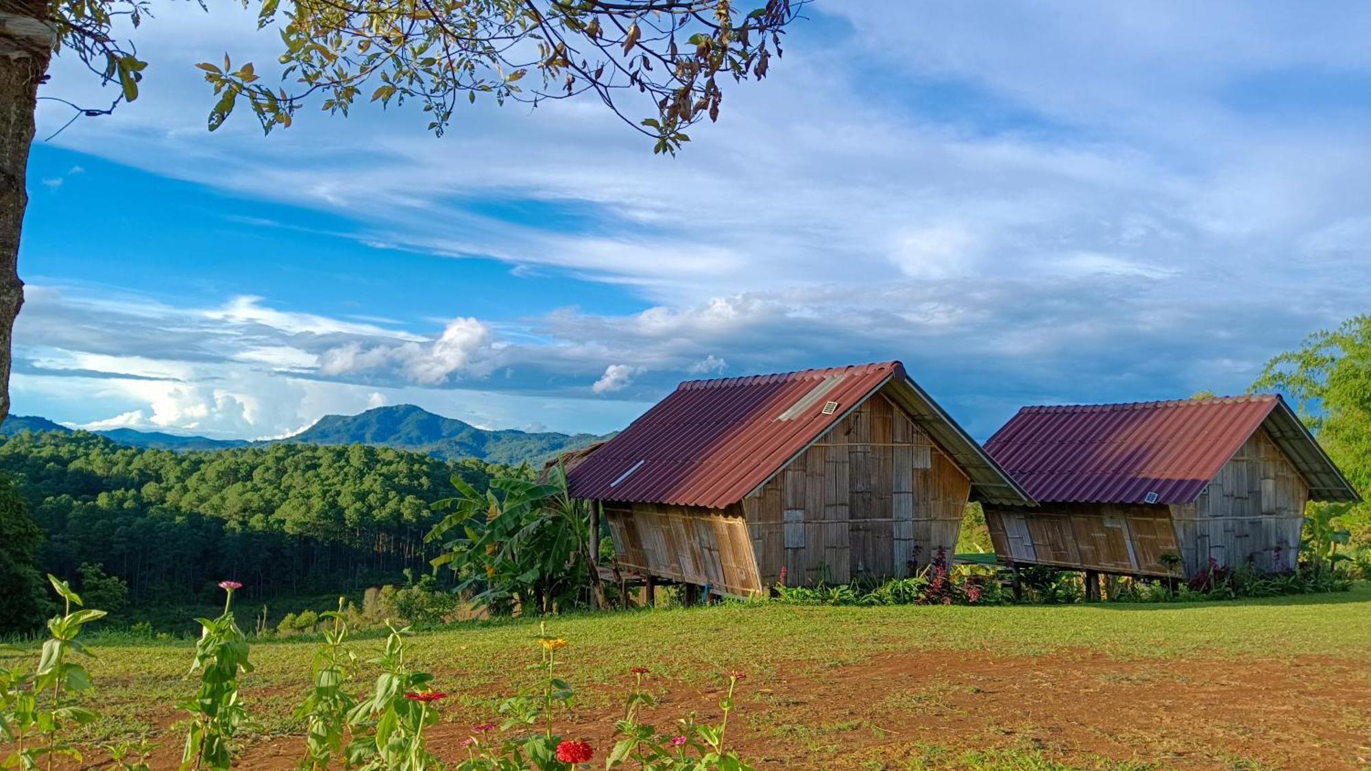ไร่นิธิสุนทร Nithisoonthon Farmstay Mae Hong Son Buitenkant foto