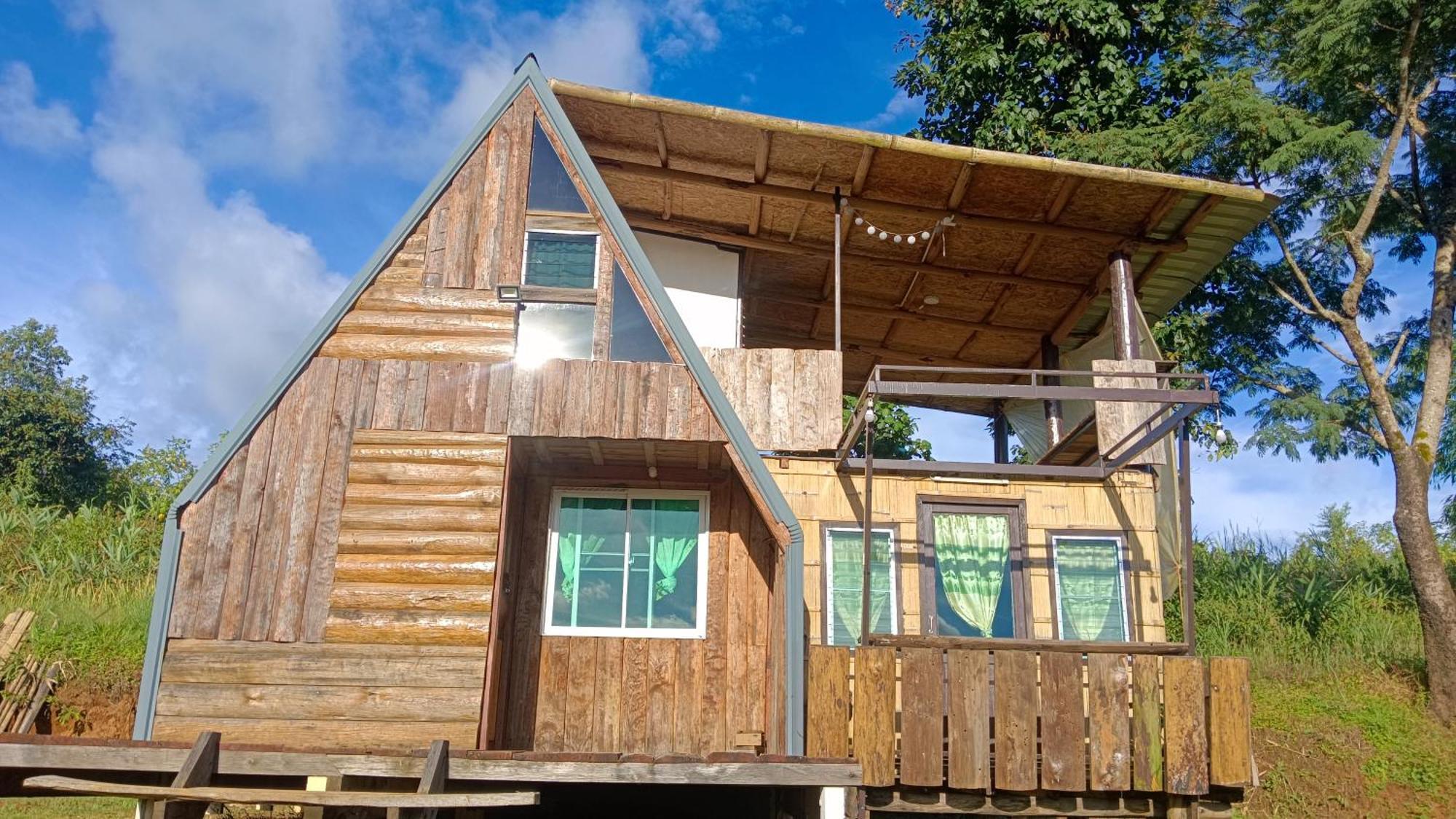 ไร่นิธิสุนทร Nithisoonthon Farmstay Mae Hong Son Buitenkant foto