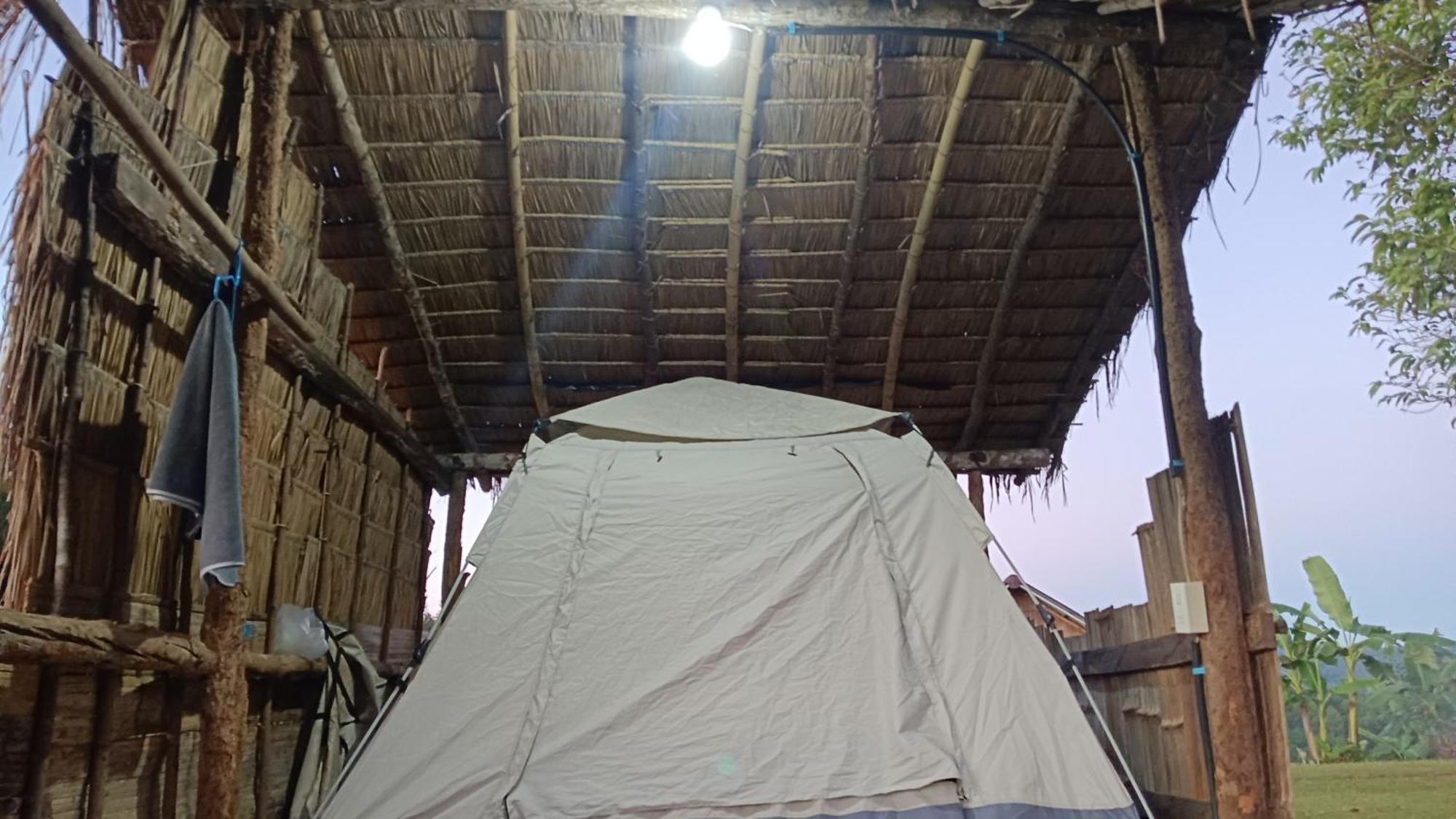 ไร่นิธิสุนทร Nithisoonthon Farmstay Mae Hong Son Buitenkant foto
