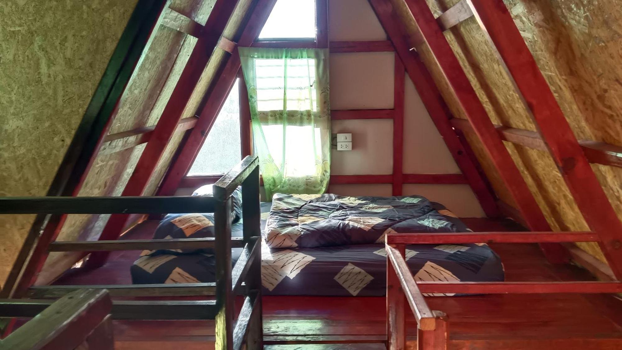 ไร่นิธิสุนทร Nithisoonthon Farmstay Mae Hong Son Buitenkant foto