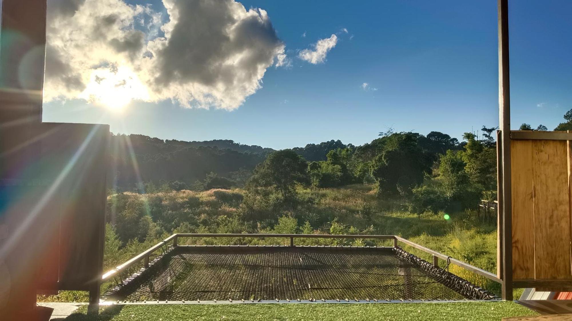 ไร่นิธิสุนทร Nithisoonthon Farmstay Mae Hong Son Buitenkant foto