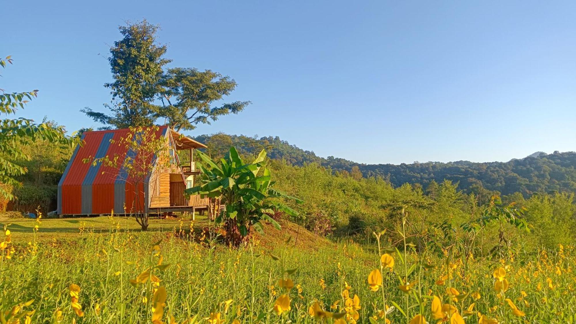 ไร่นิธิสุนทร Nithisoonthon Farmstay Mae Hong Son Buitenkant foto